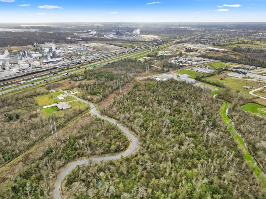 Development Opportunity  4 +/- Acres in Growing Westlake, LA