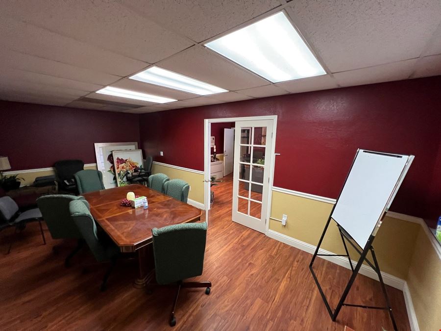 Multiple Office Spaces Available on Shaw Ave