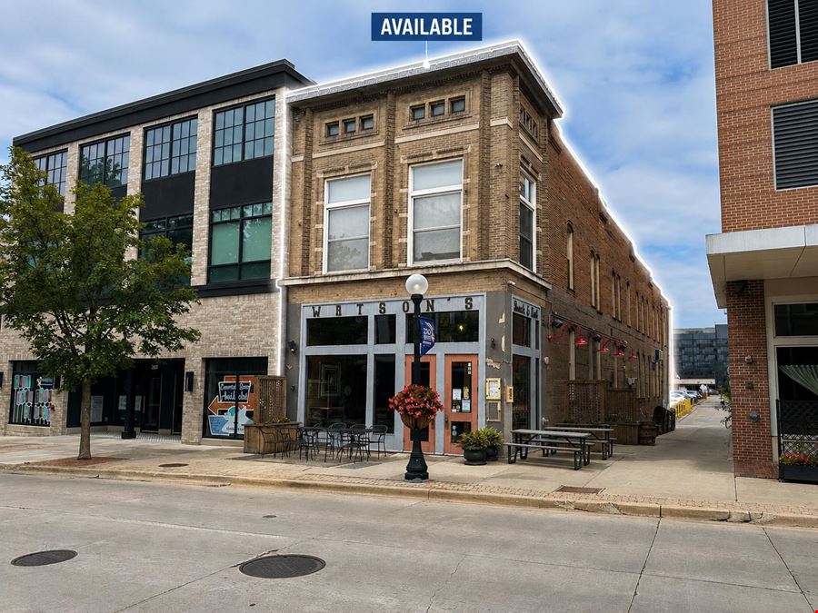 211 N Neil St