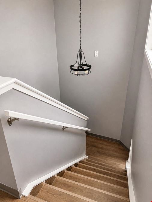 230 Initiative Ave SE