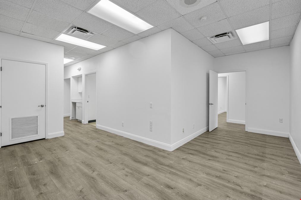 301 W Fee Ave