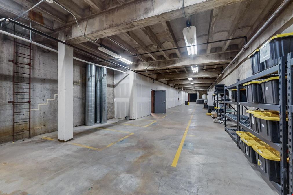 TWO SUITE WAREHOUSE WITH MEGA ELECTRICITY