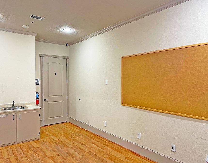 Portofino Plaza Office Condos - Bldg 3 Suite D
