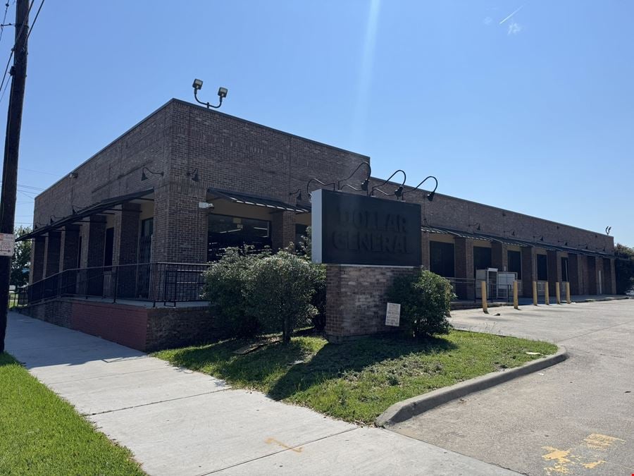 Former Dollar Store For Sublease
