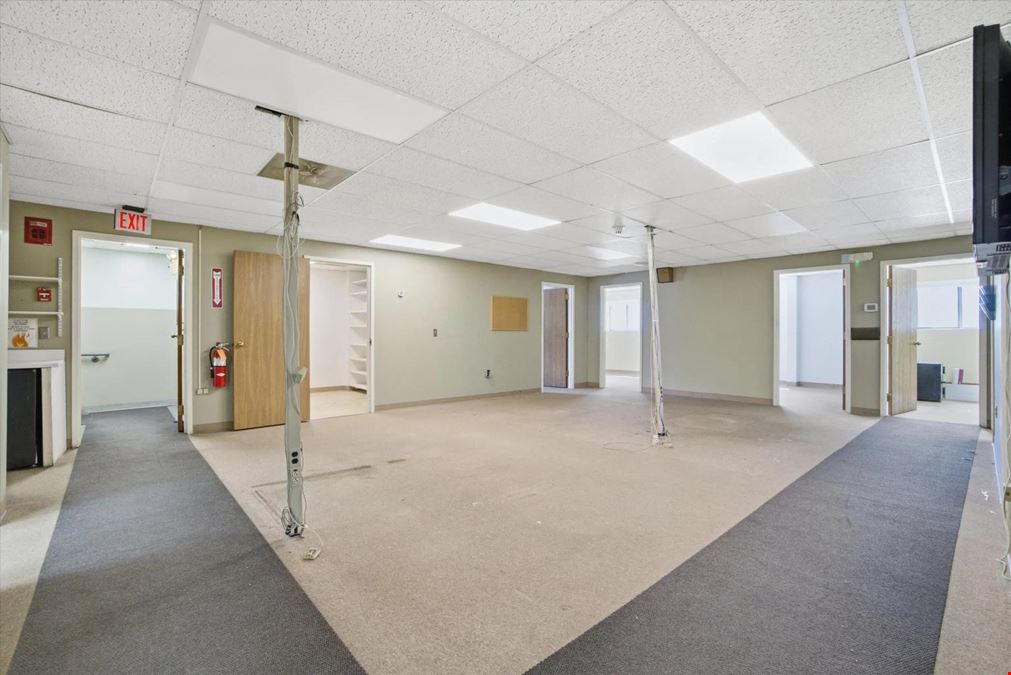 ±24,568 SF Industrial/Flex Building for Lease | Hollis, NH