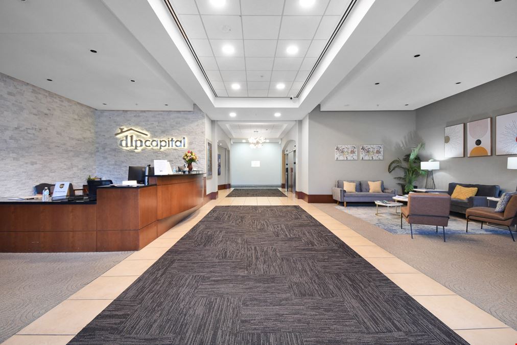 405 Golfway West Drive