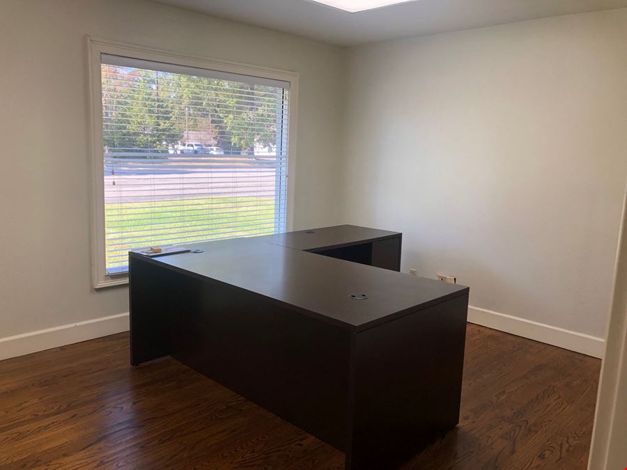 1,939 SF Office Building For Sale