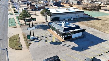 Preview of commercial space at 809 S Air Depot Blvd