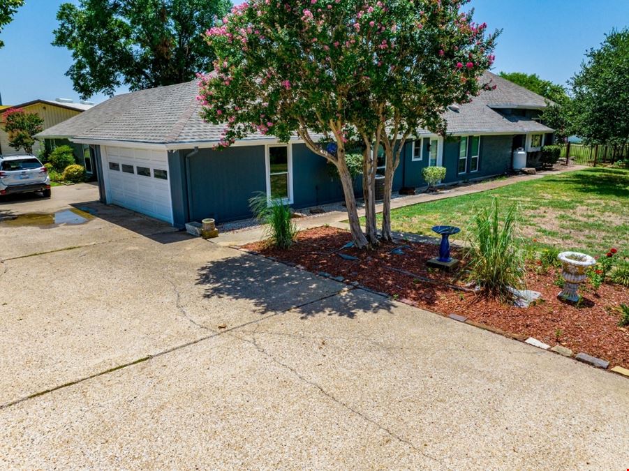 Impressive Unzoned Rockwall Property &/or Business for Sale | 4050 Hwy 205