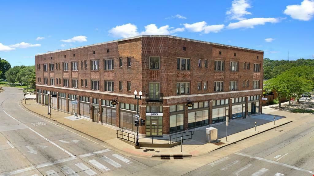 Marquette Place Apartments