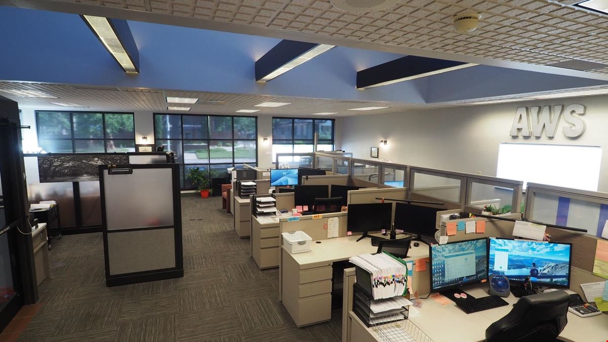 Office/Retail For Sale in Havelock