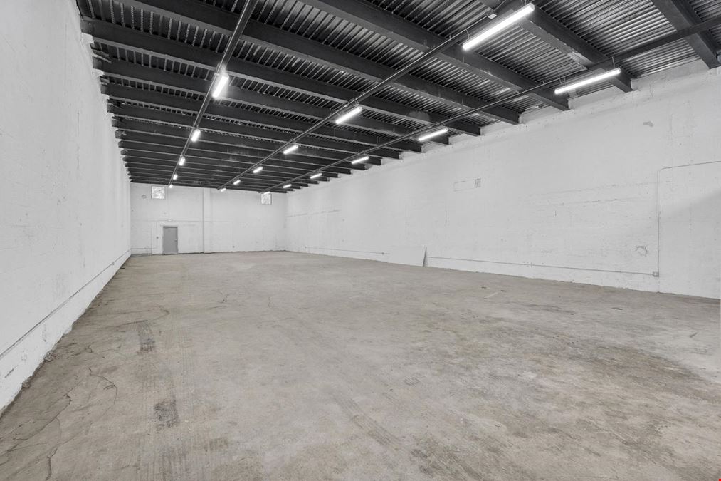 1660 W 33rd Pl