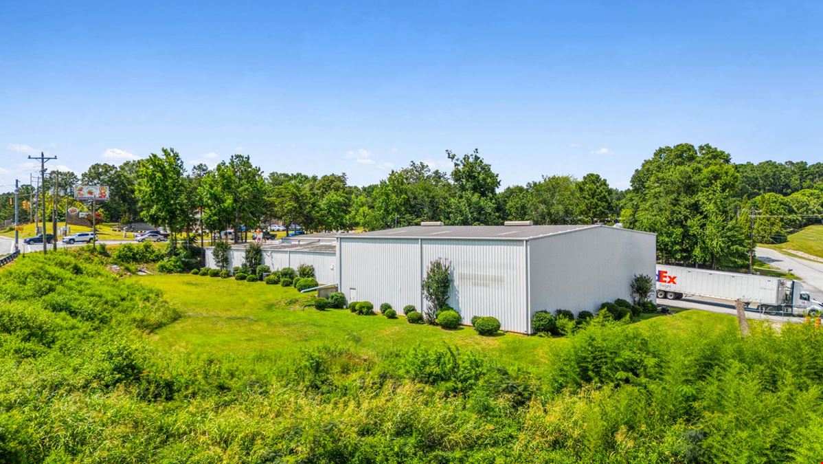 2125 Airport Rd