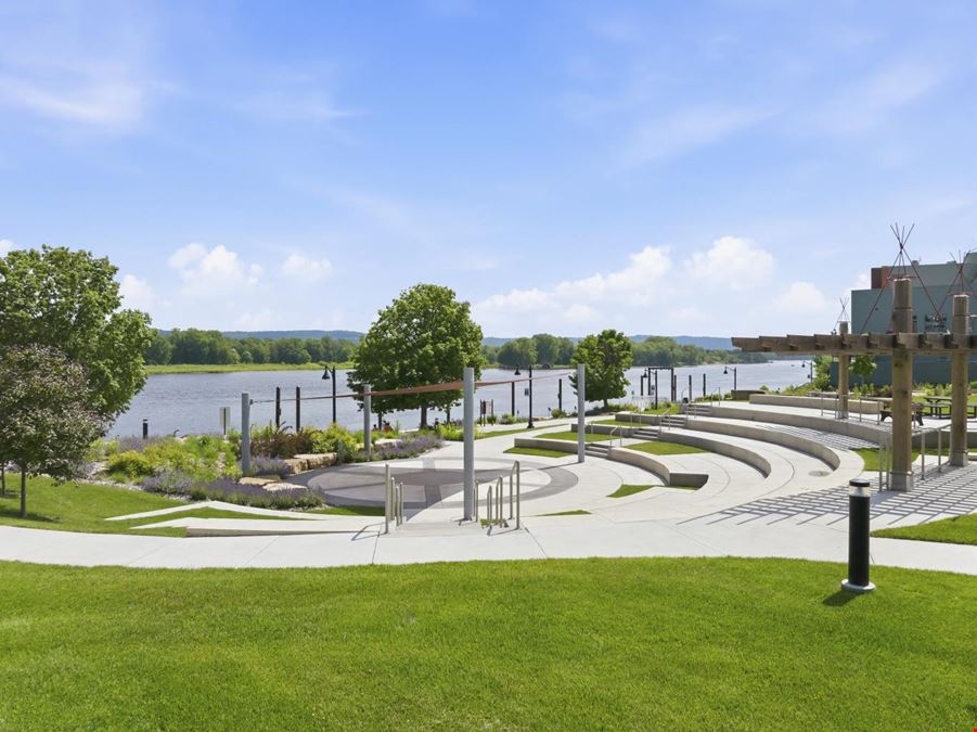 Luxury River View Living at Eagles Landing