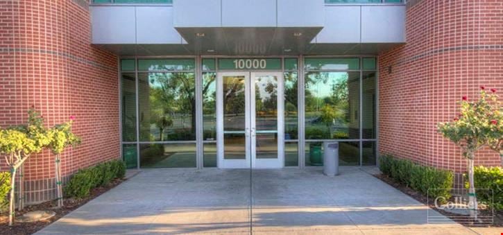 Office Space - Prime Location in Bakersfield’s Most Prestigious Submarket