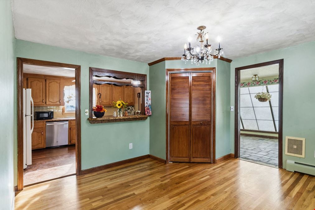 7 Charlotte Drive Bristol, RI 02809