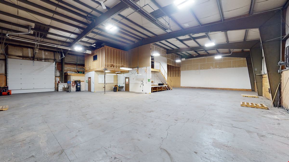 1125 Maggie Ln
