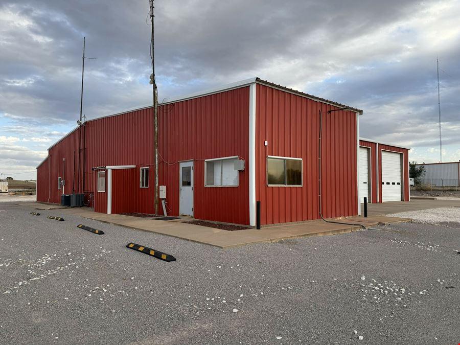 Truck Maintenance Facility on 6 Acre Yard for Sale