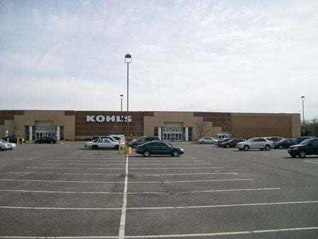 Preview of Retail space for Rent at 403 Commack Road