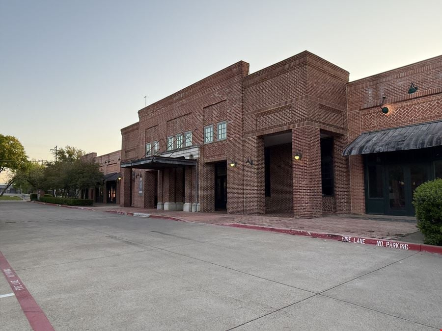 Charming Garden Office Space in Downtown Grapevine