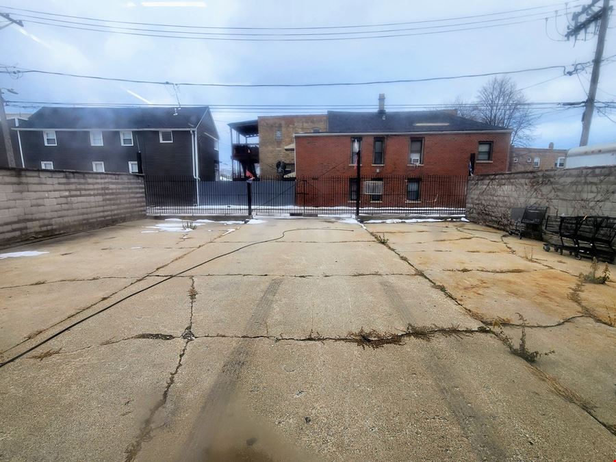 Bridgeport | Commercial Building For LEASE