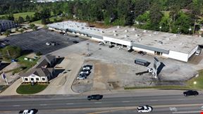 Lumberjack Shopping Center