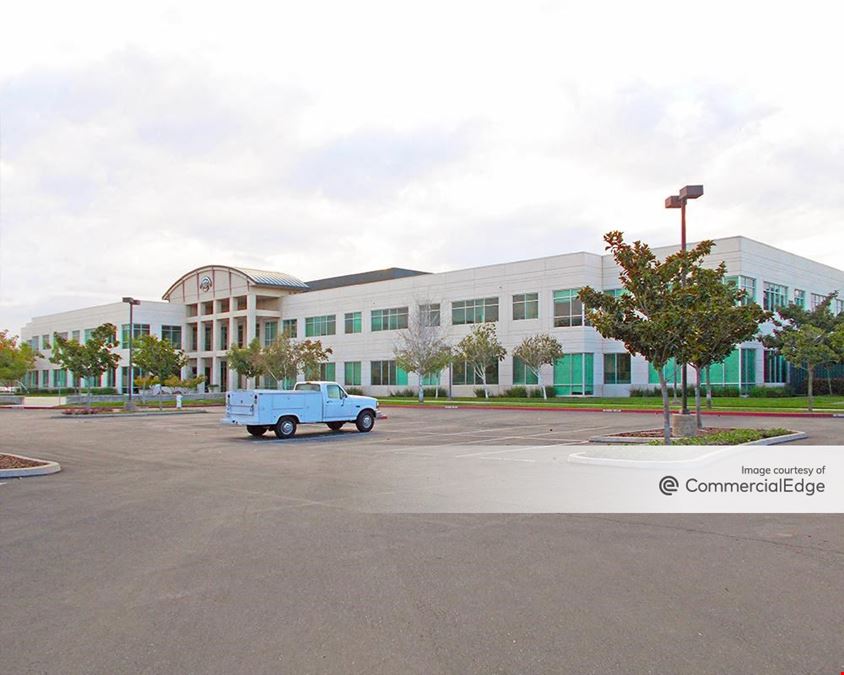 Mather Commerce Center - 10545 Armstrong Avenue
