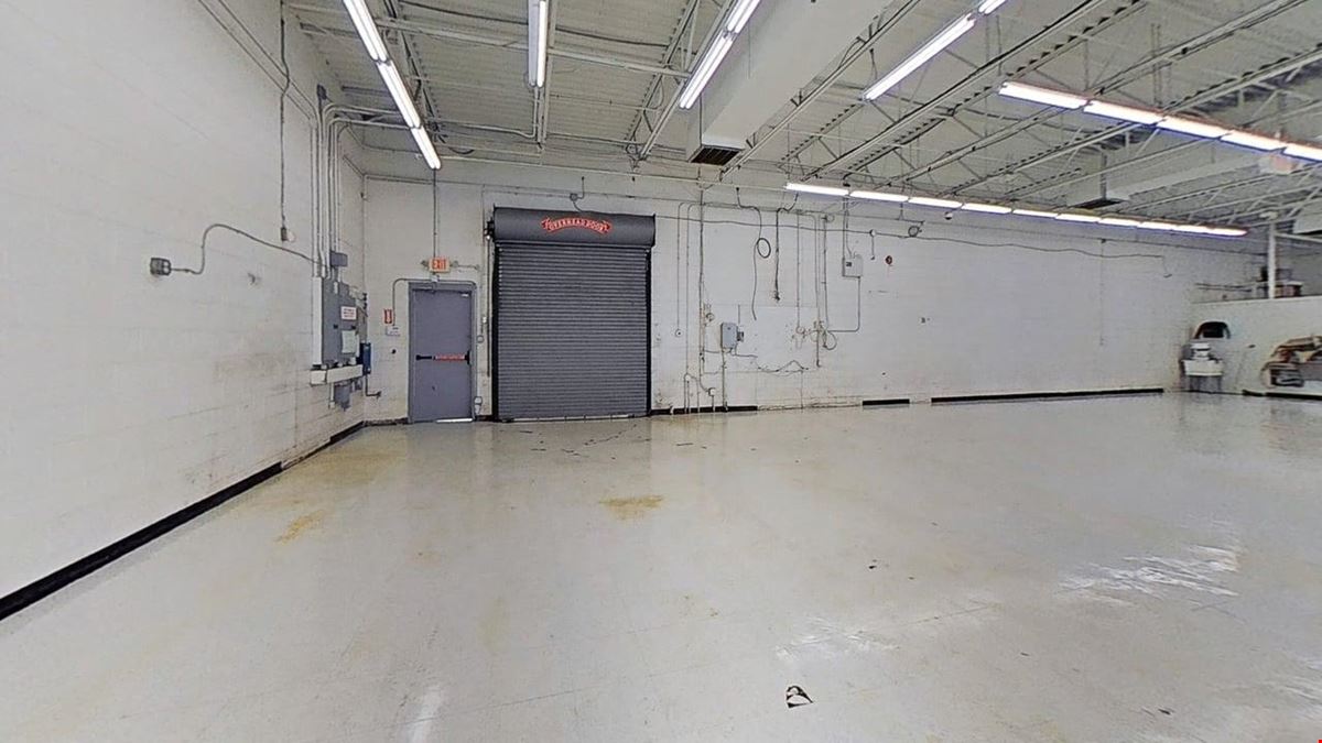 Stand Alone Retail on Signalized Corner Lansing MI