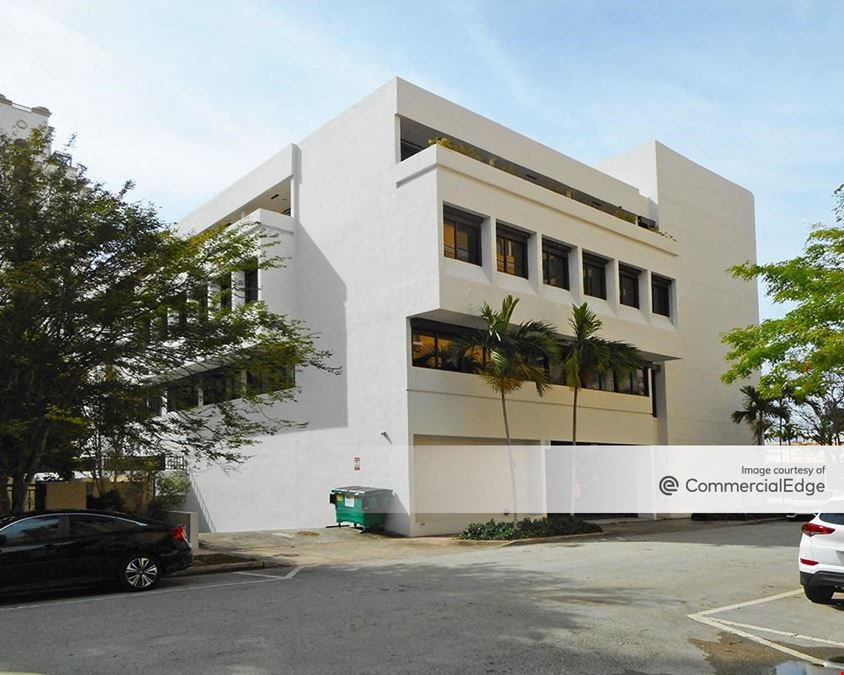 1701 Ponce de Leon