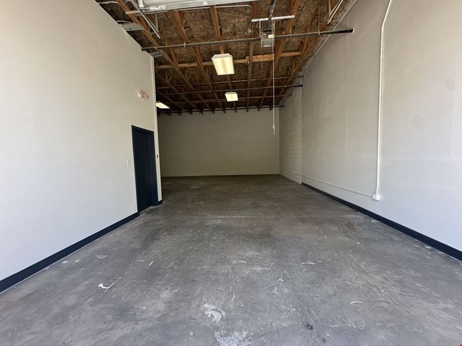 300 N Pasadena St