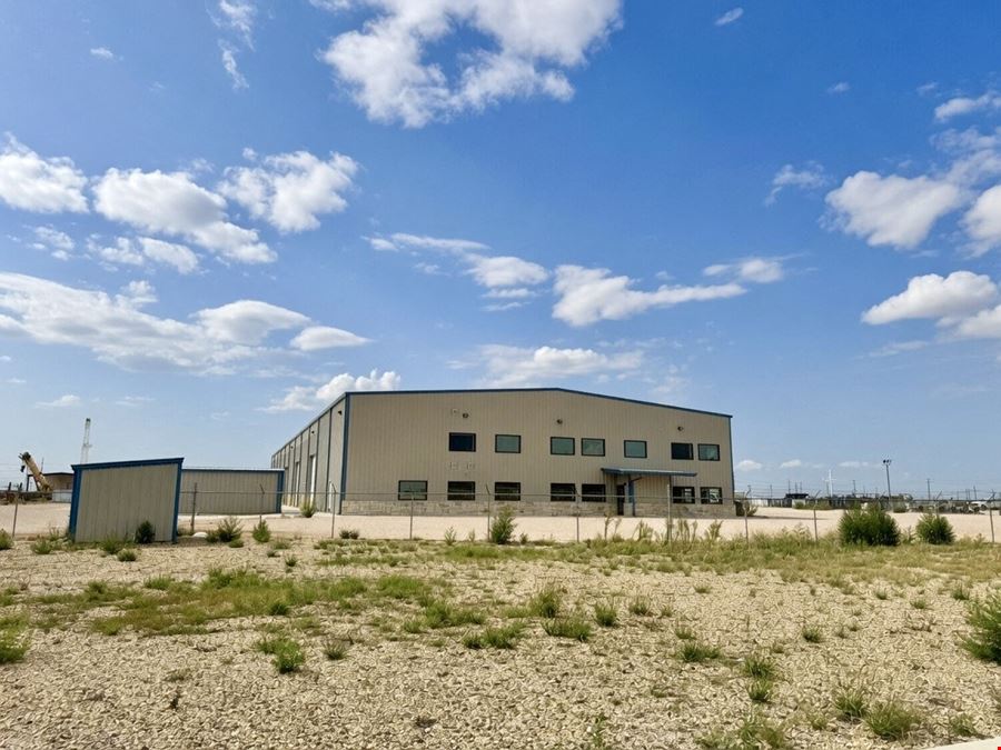 55,400 SF Flagship Office/Warehouse on 11.49 Acres