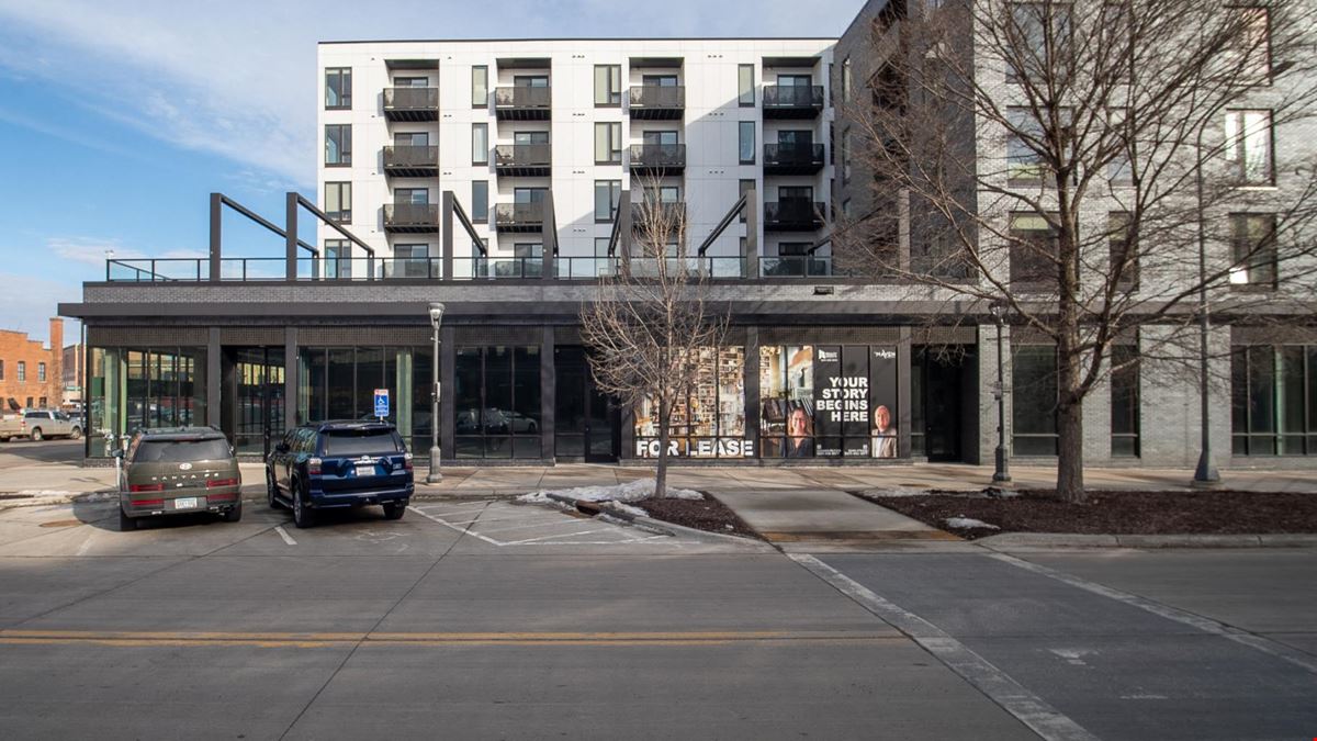 The Maven on Broadway | Street-Level Retail