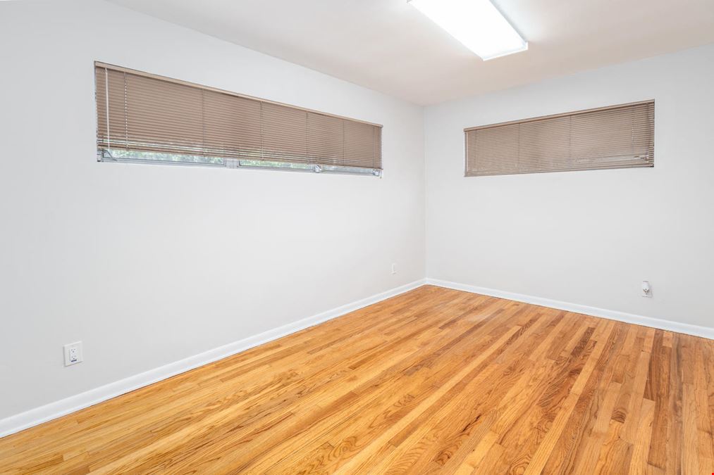 1621 Emerson Street, Jacksonville, FL 32207