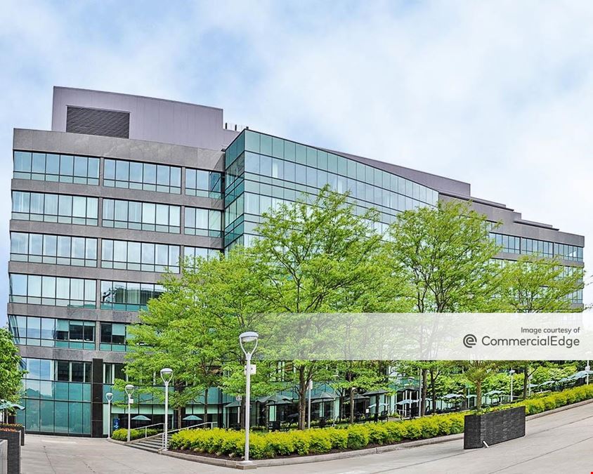 The Towers at Merritt River - 45 Glover Avenue