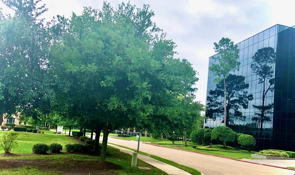 16000 Park Ten Place - Unit 802
