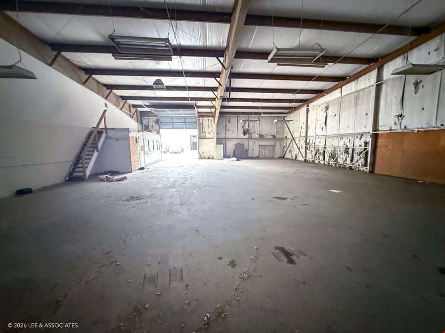 3021 NE 21st Way, Building B