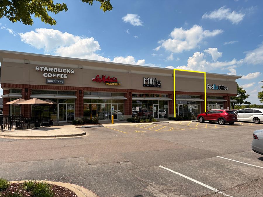 Weber Road Retail Space for Lease