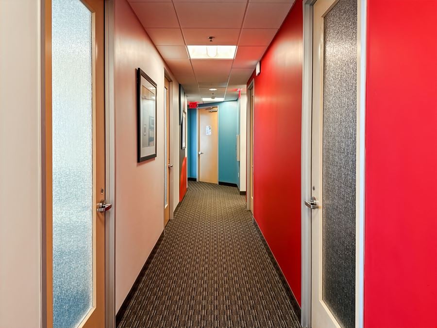 Regus - Silver Spring - Metro Plaza II