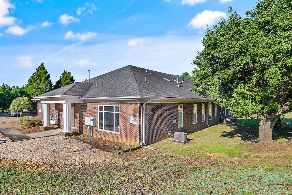 Medical Office Building For Sale – Tenant-Income + Owner/User Opportunity