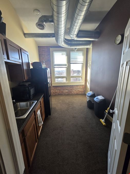 Second Floor Suite