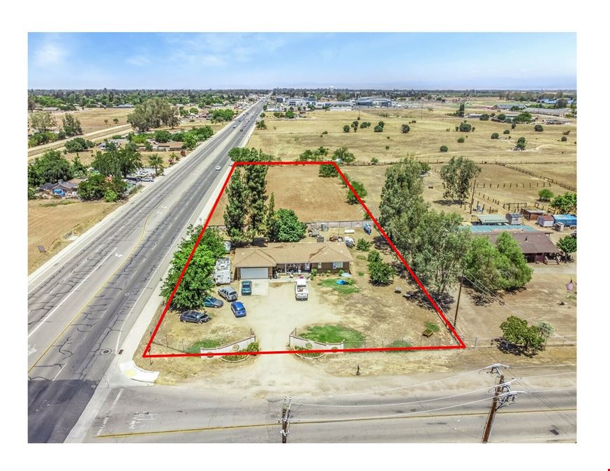 ±1.59 Acres of Commercial Land in Madera, CA