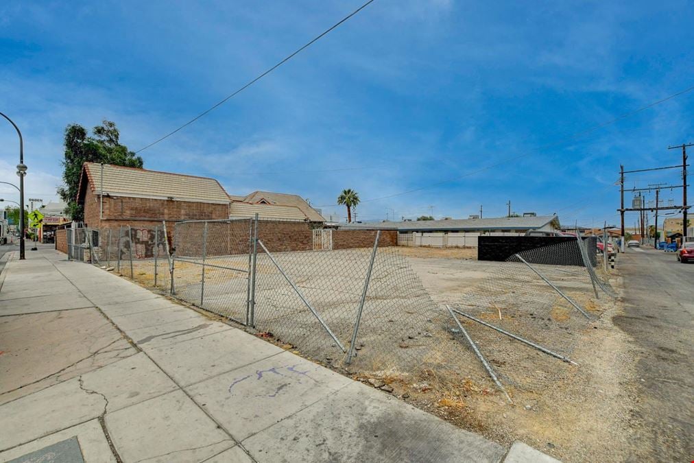 901 E Ogden Ave