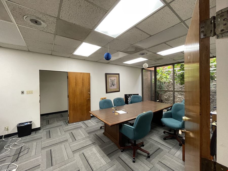 3903 Hartsdale