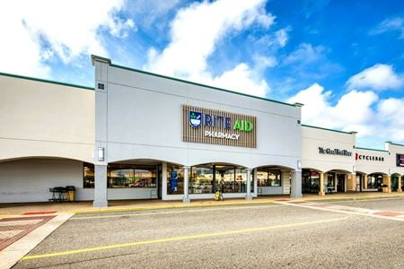 Preview of commercial space at 1608 - 1628 Laskin Road