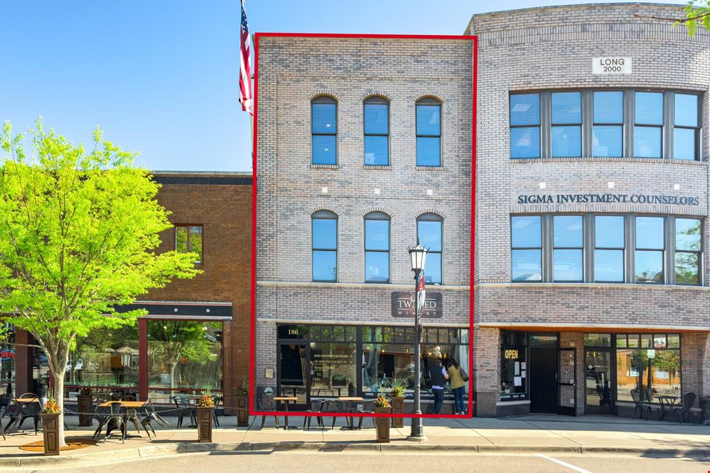 186 East Main Street