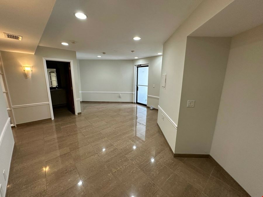 1266 1st Street Suite 8