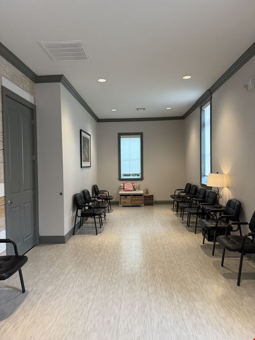3312 Kaliste Saloom - Premiere Medical Office
