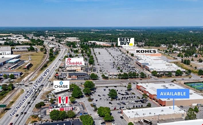 ±5,700-SF Subdividable Retail Space Available in North Pointe Shopping Center