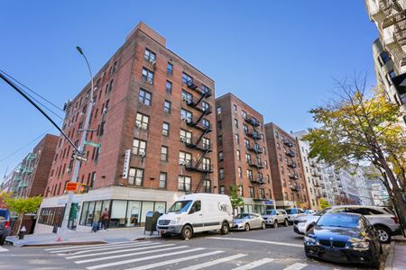 Preview of commercial space at 930 Sheridan Avenue