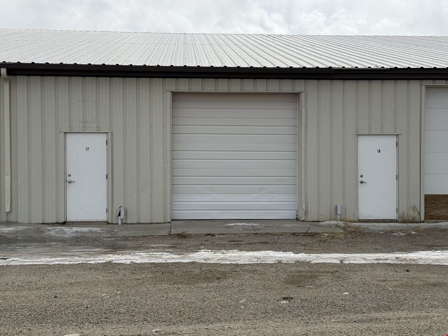 100 Platte Dr #2 & #17